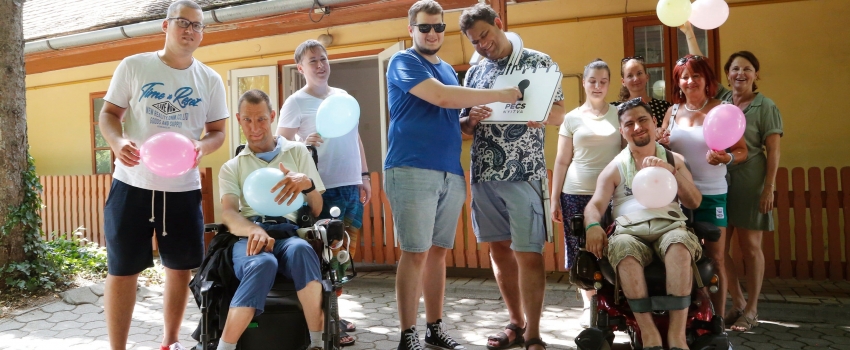 Idősek és kisgyermekesek hétköznapjait is megkönnyíti az Akadálymentes Pécs